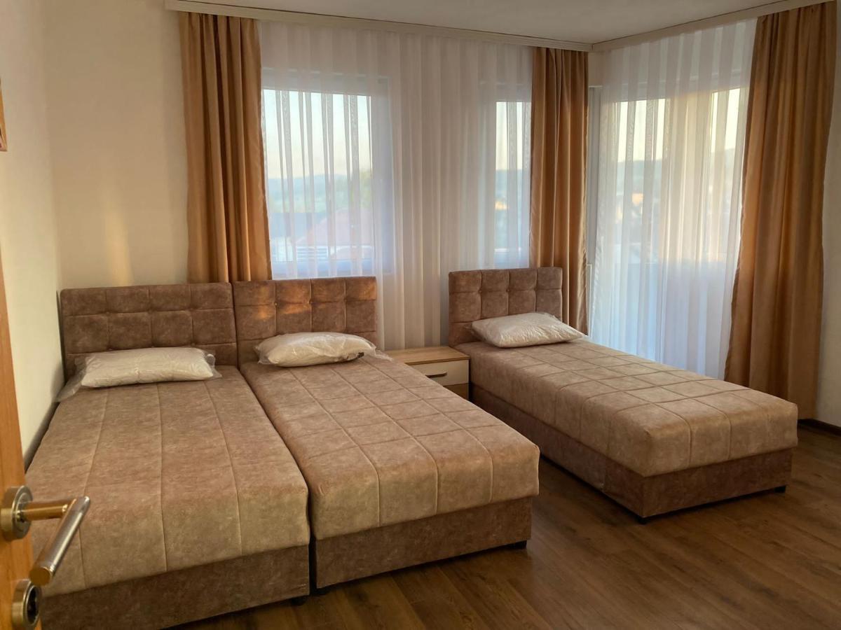 Vila Centar MB Bed and Breakfast Sjenica Exterior foto