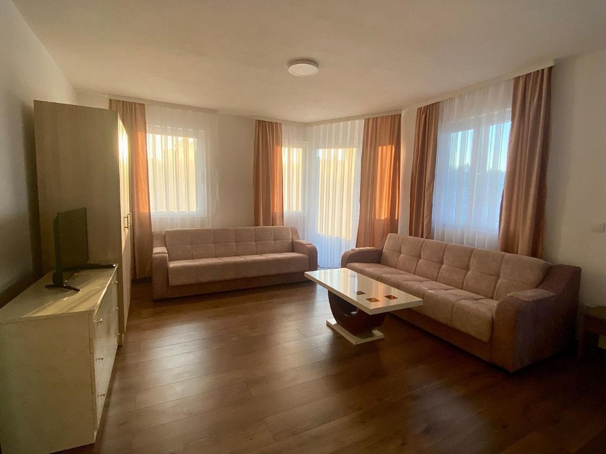 Vila Centar MB Bed and Breakfast Sjenica Exterior foto