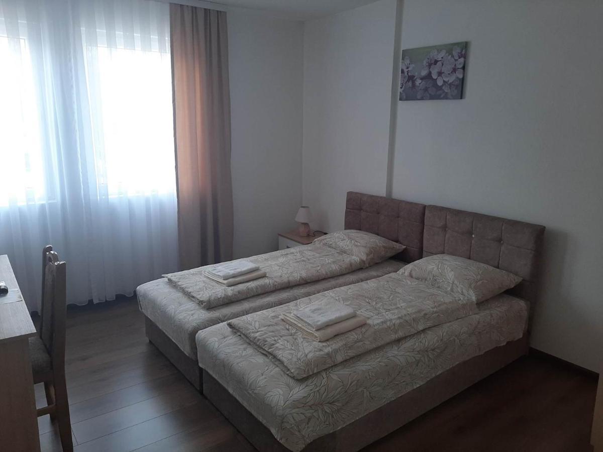 Vila Centar MB Bed and Breakfast Sjenica Exterior foto